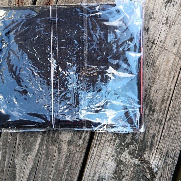 NEW Rolling Stones Tongue 3x5 Feet Flag - Picture 2 of 3